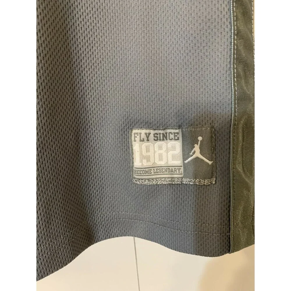Air Jordan Michael‎ Jordan #23 Jersey Size Youth Large